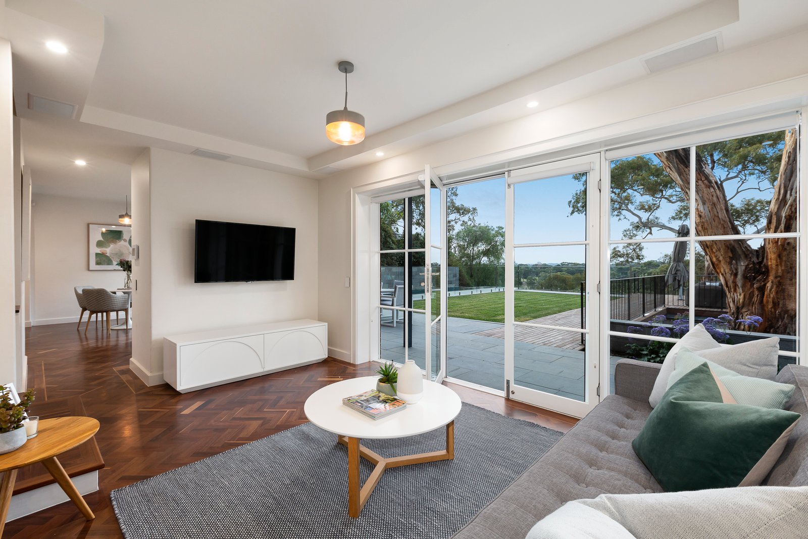 Real Estate and Property in 5 Raheen Drive, Kew, VIC