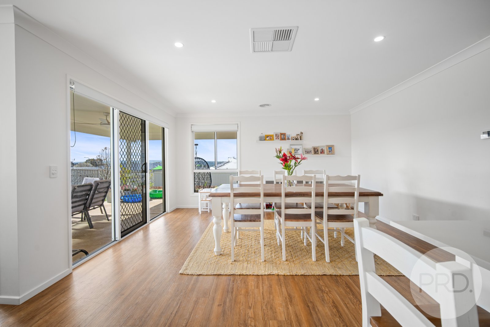 5 Rainbow Drive ESTELLA 6