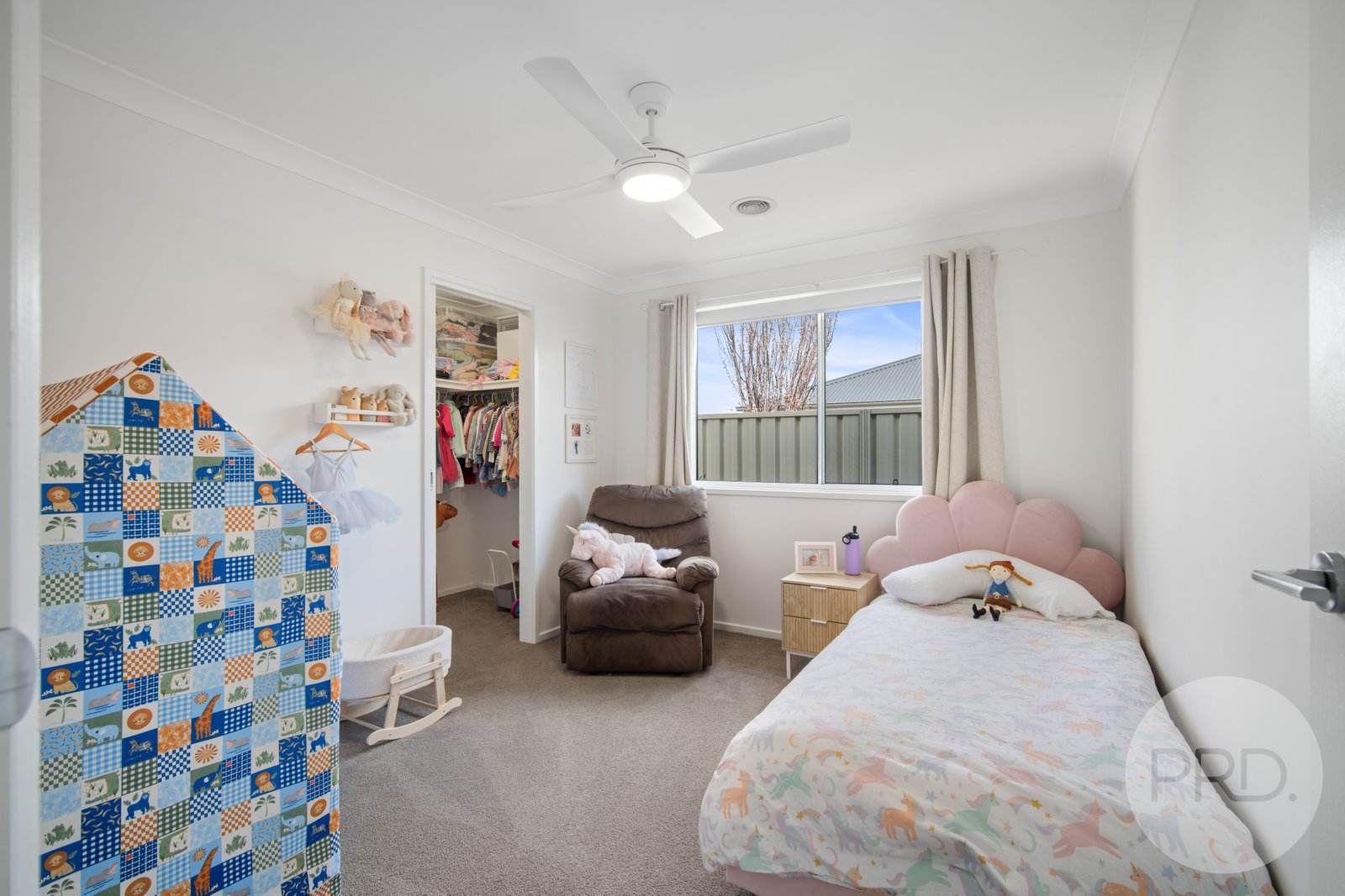 5 Rainbow Drive ESTELLA 12