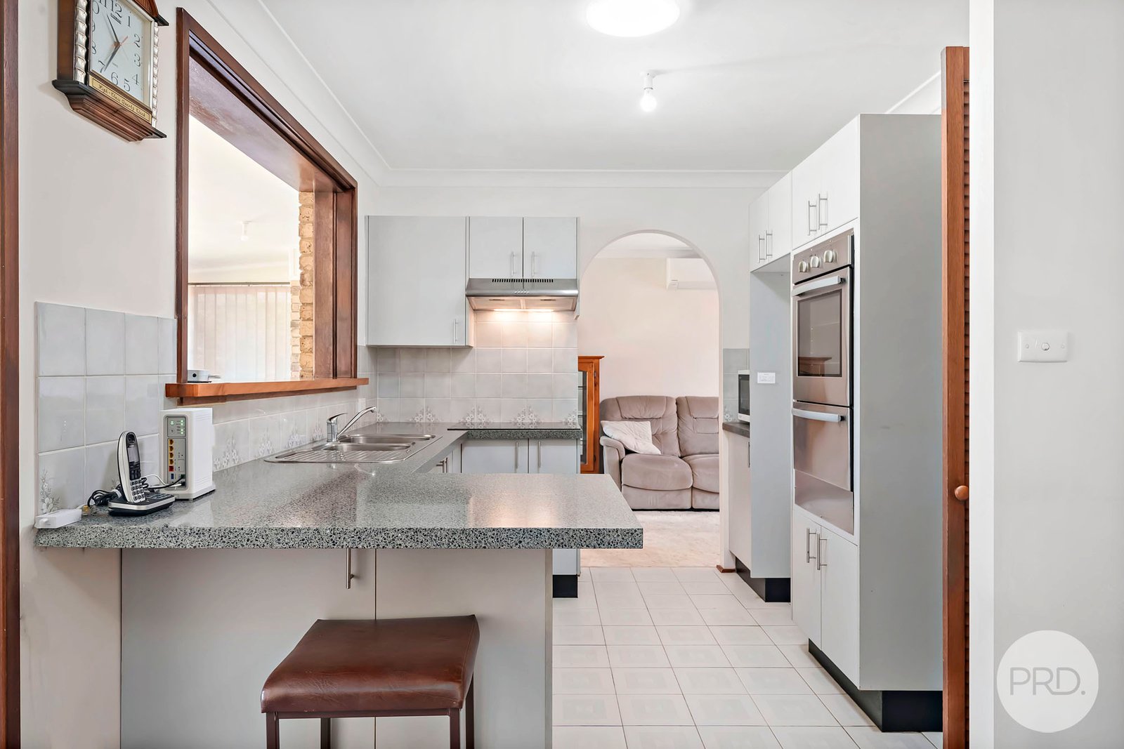 5 Raiss Close LEMON TREE PASSAGE 8