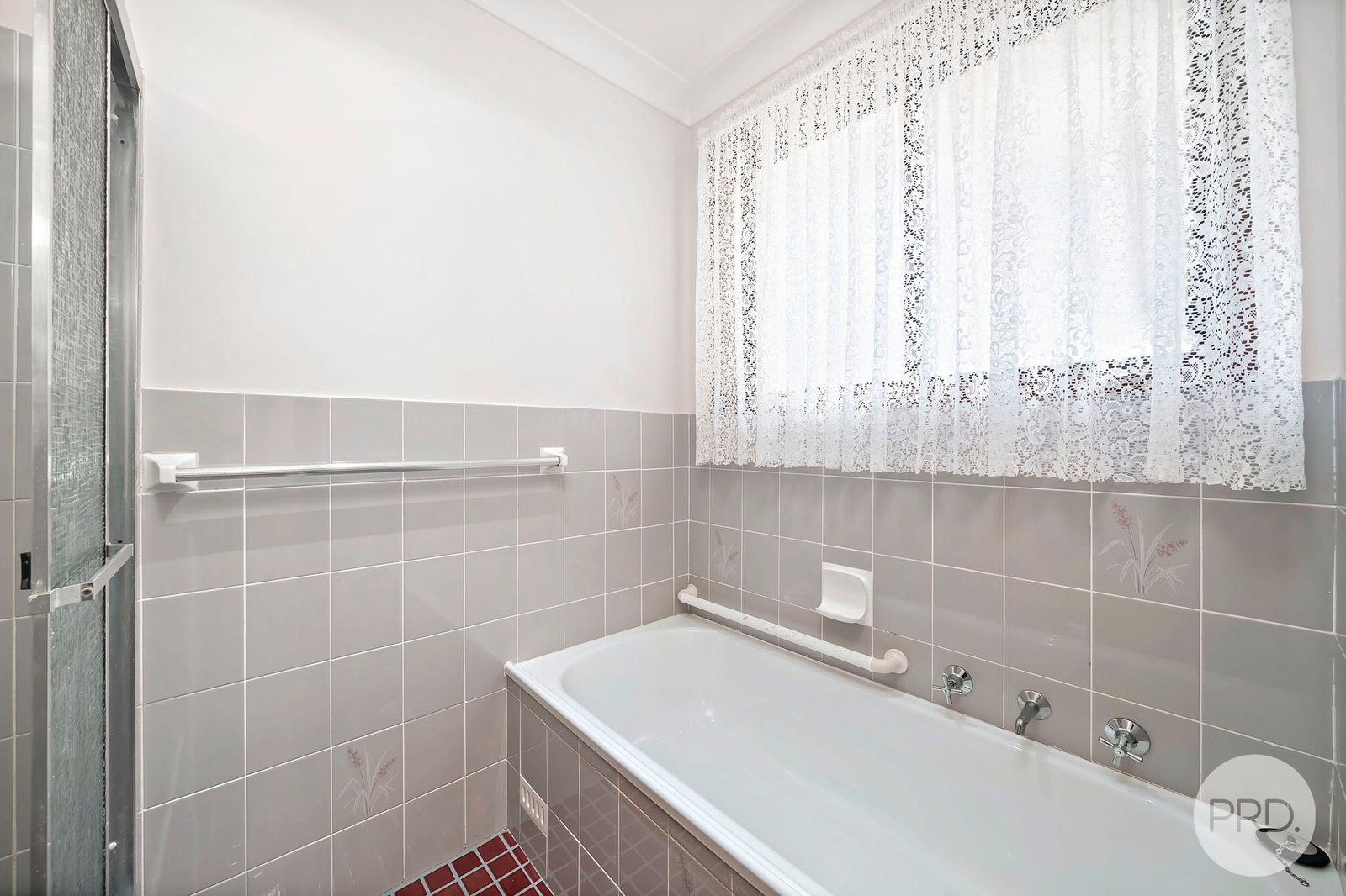 5 Raiss Close LEMON TREE PASSAGE 11