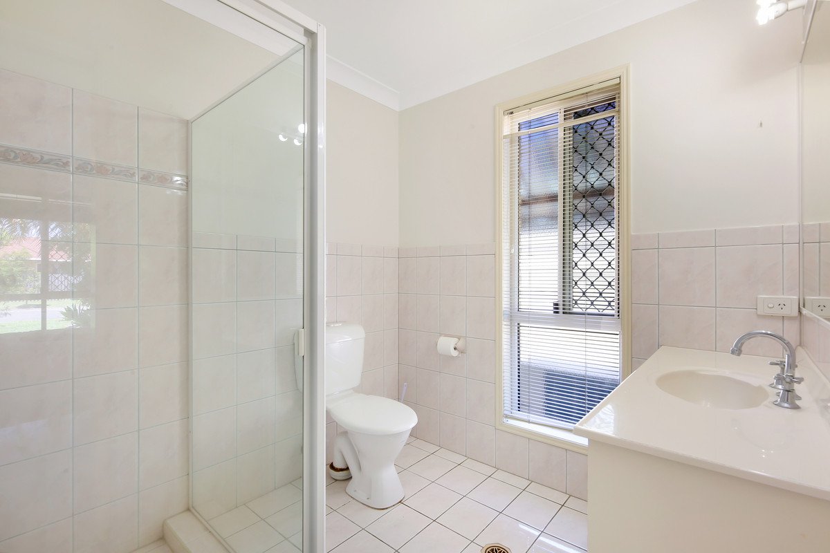 5 Raven Parade Burleigh Waters 3