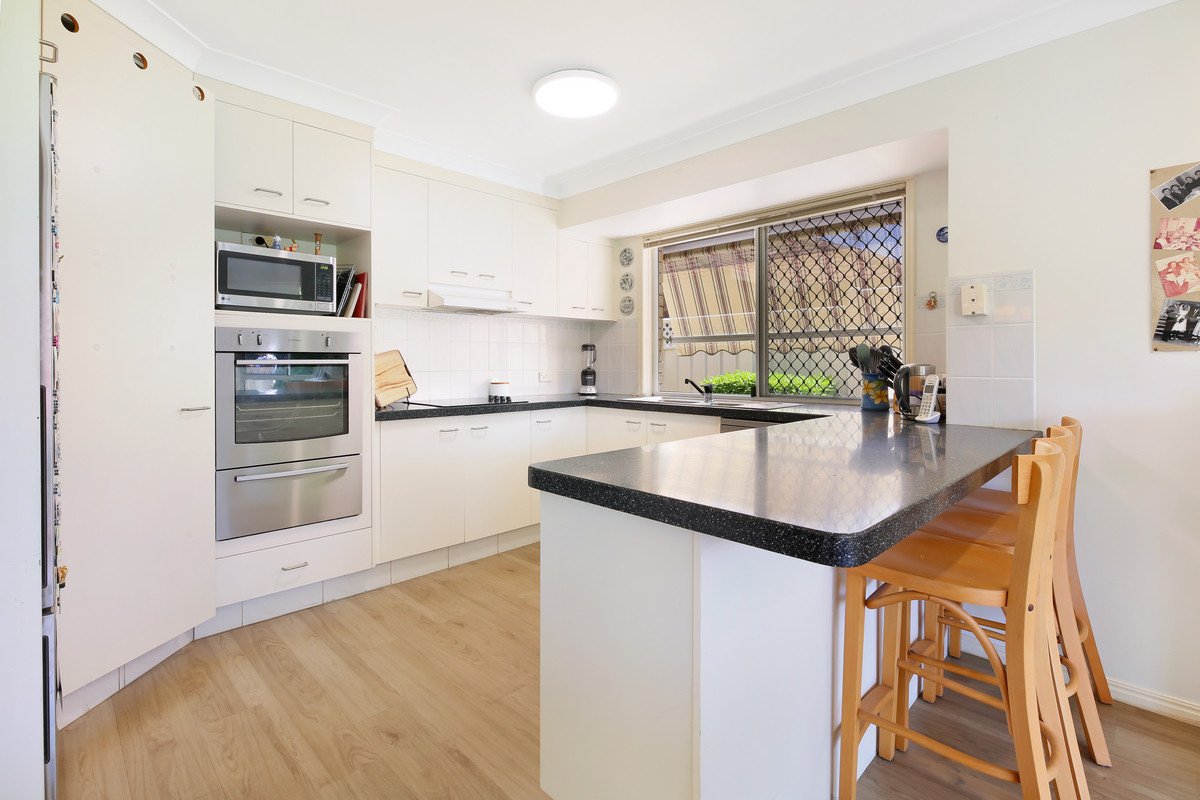5 Raven Parade Burleigh Waters 10