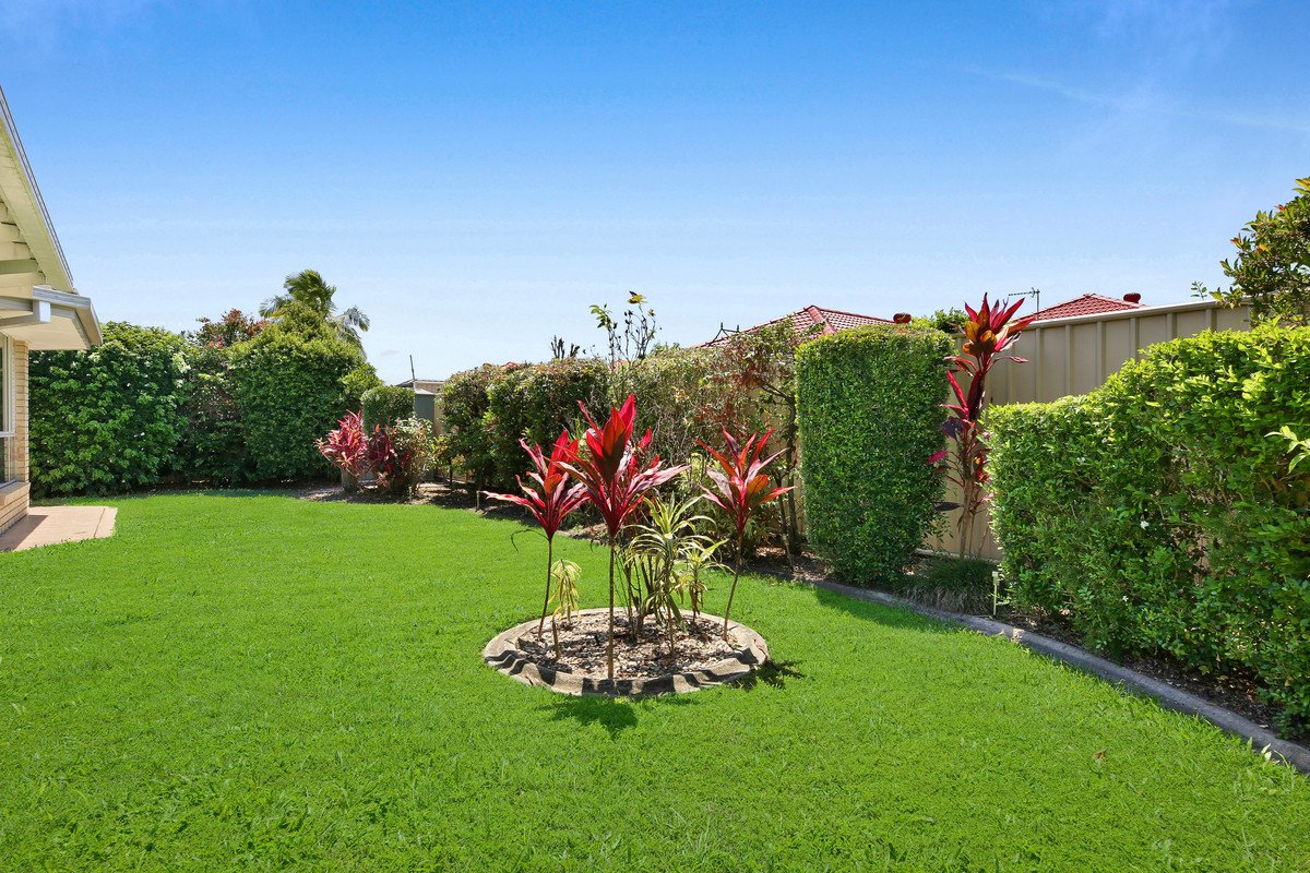 5 Raven Parade Burleigh Waters 18