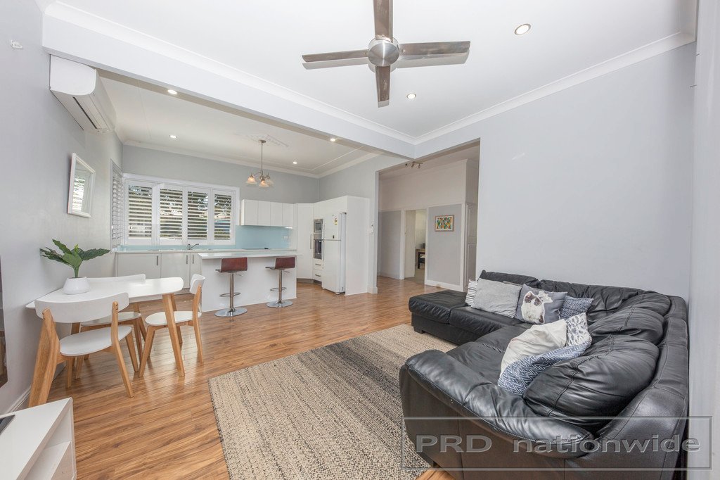 5 Raymond Terrace Road EAST MAITLAND 2