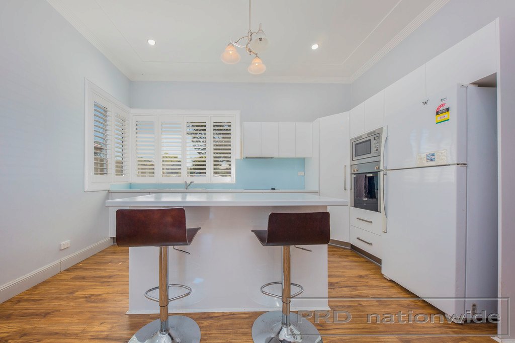 5 Raymond Terrace Road EAST MAITLAND 5