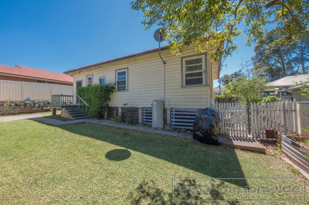 5 Raymond Terrace Road EAST MAITLAND 12
