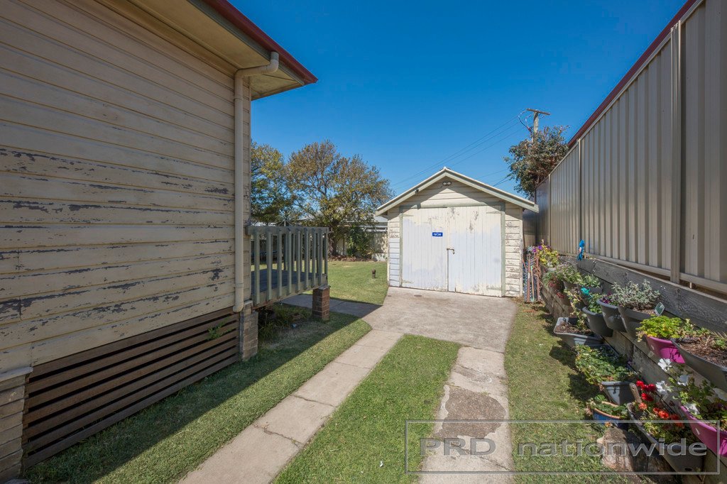 5 Raymond Terrace Road EAST MAITLAND 13