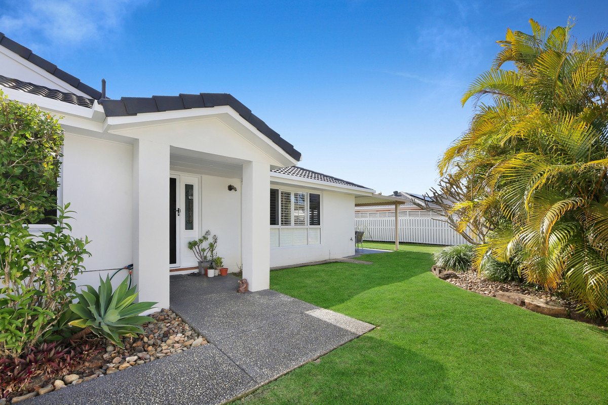 5 Redwing Court Burleigh Waters 10