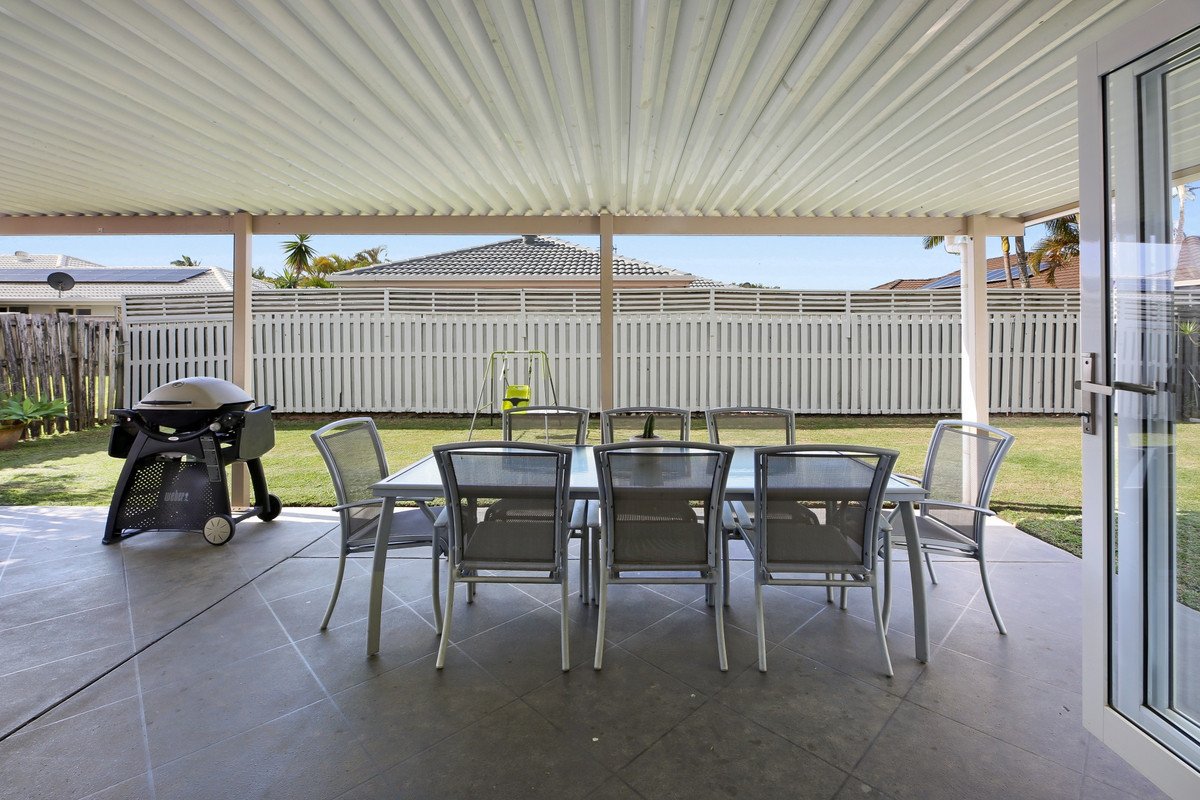 5 Redwing Court Burleigh Waters 25