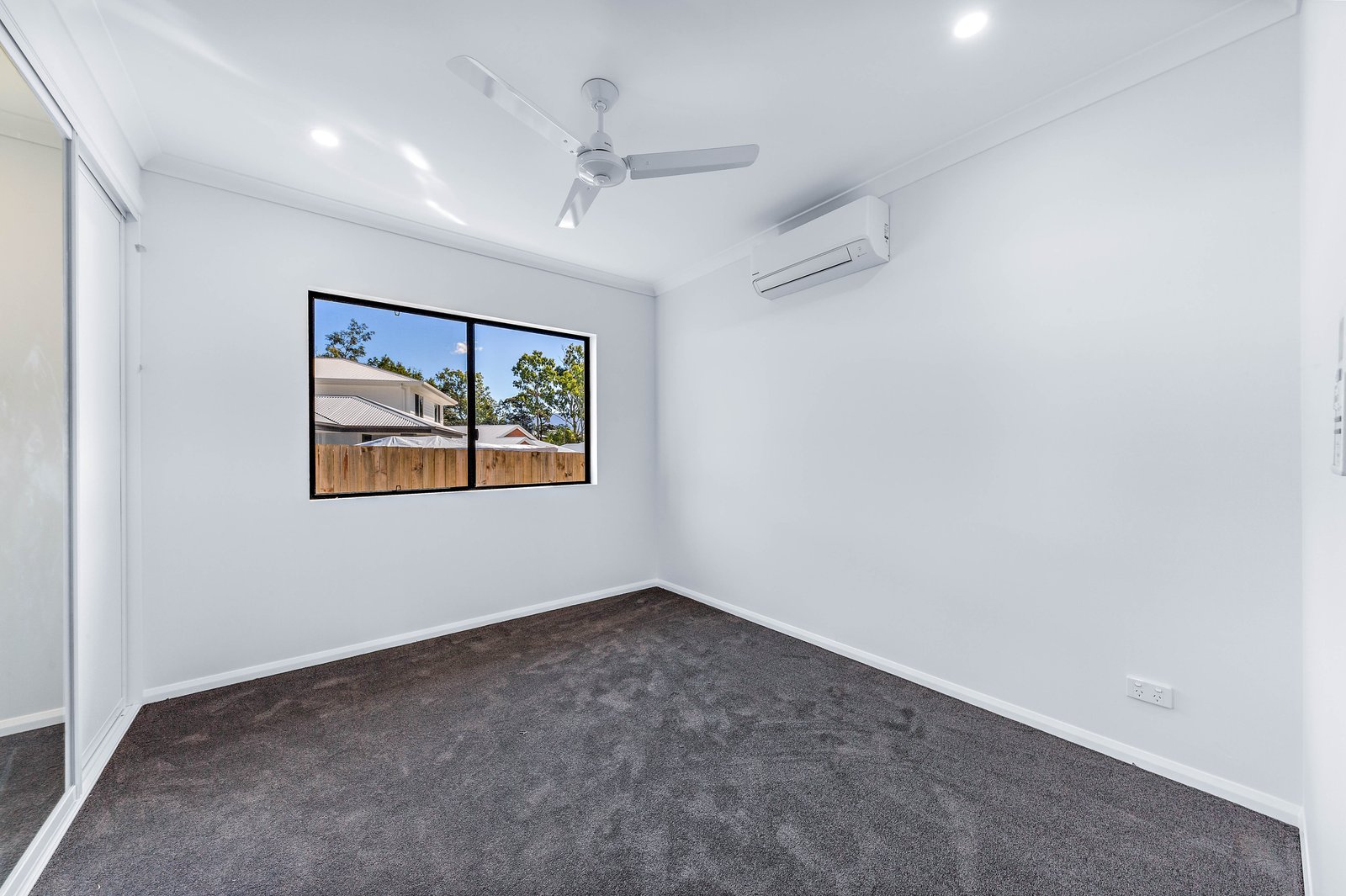 5 Reef Court CANNONVALE 11