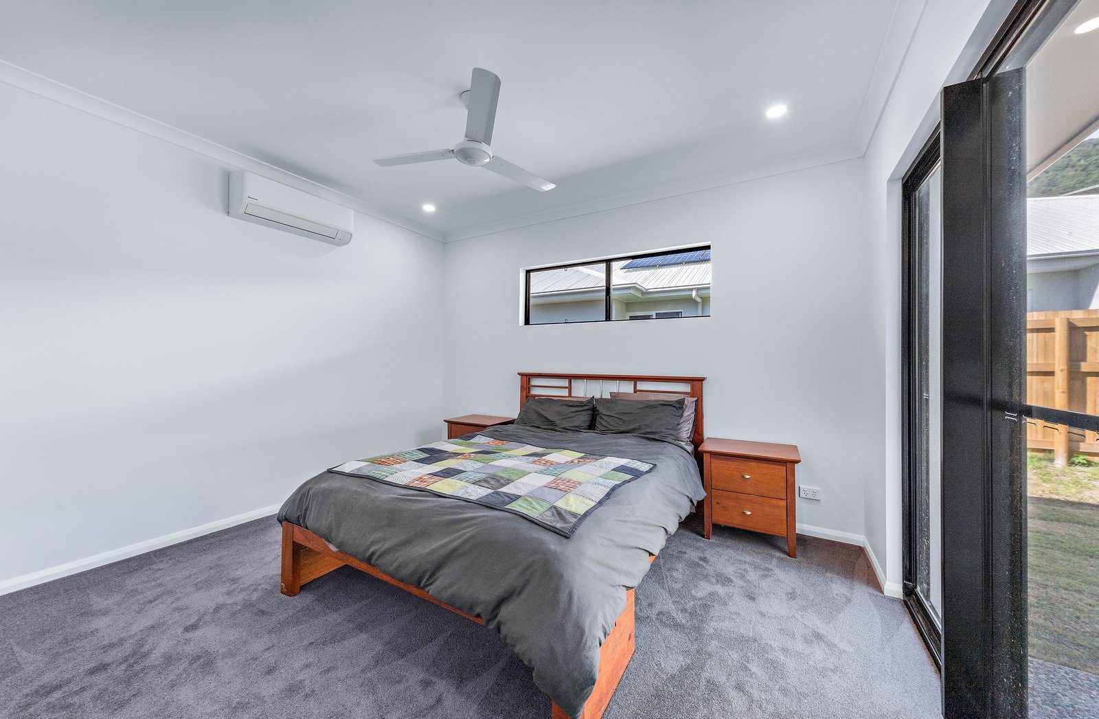 5 Reef Court CANNONVALE 13