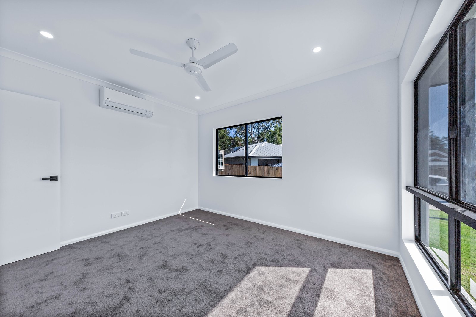 5 Reef Court CANNONVALE 16