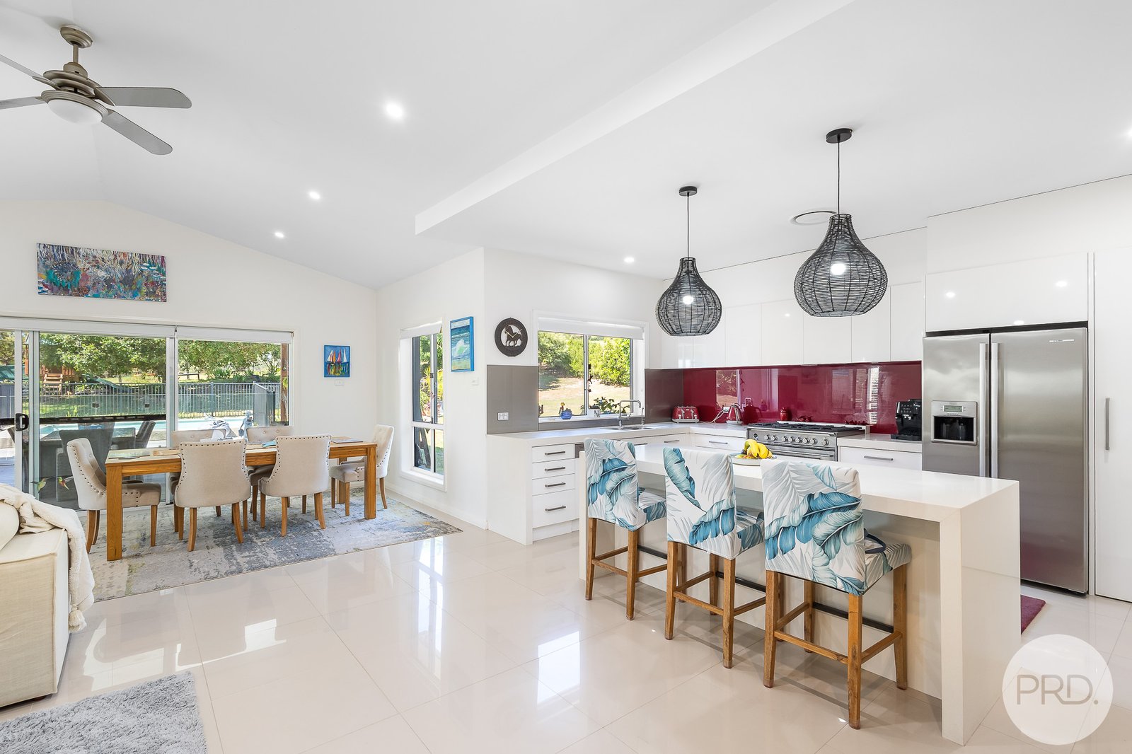 5 Reflections Drive ONE MILE 4