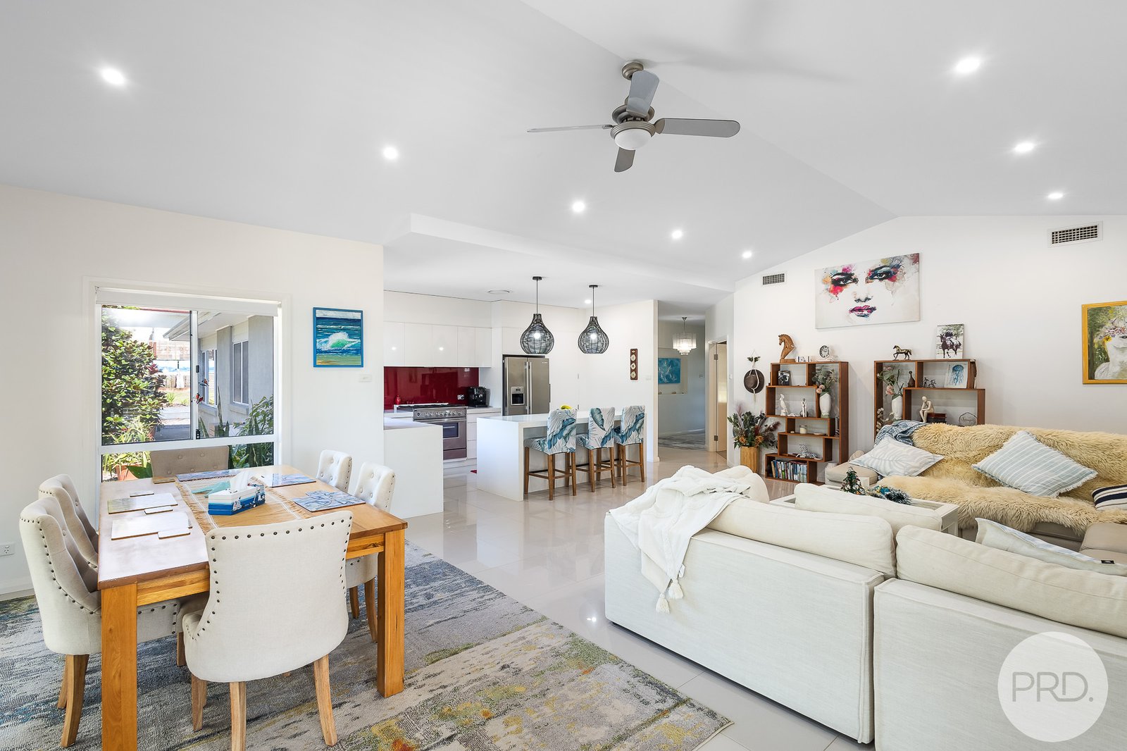 5 Reflections Drive ONE MILE 5