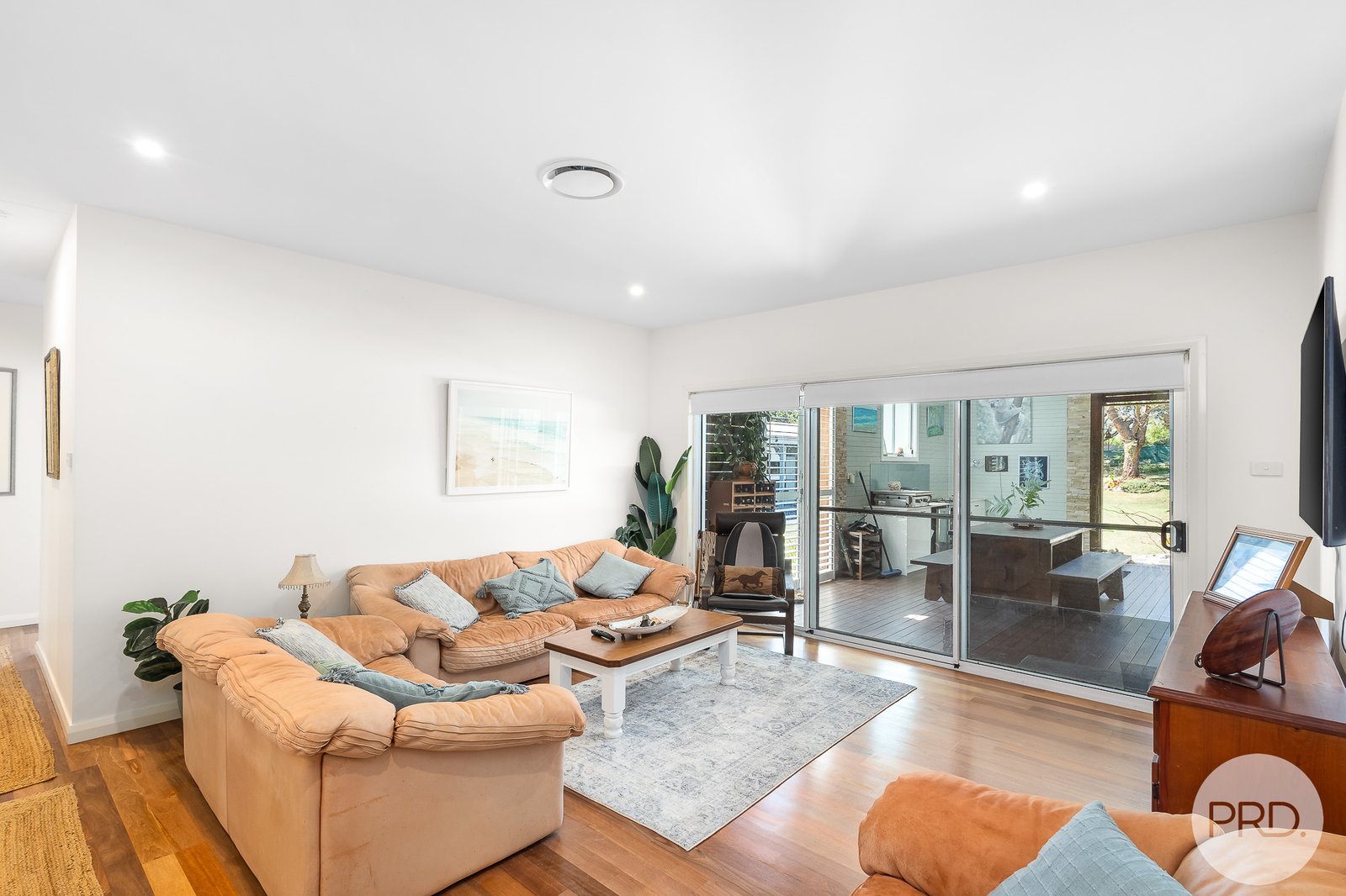 5 Reflections Drive ONE MILE 16