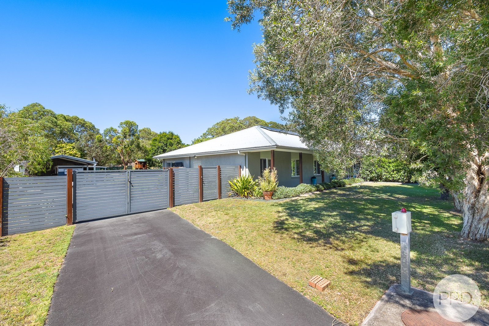 5 Reflections Drive ONE MILE 21