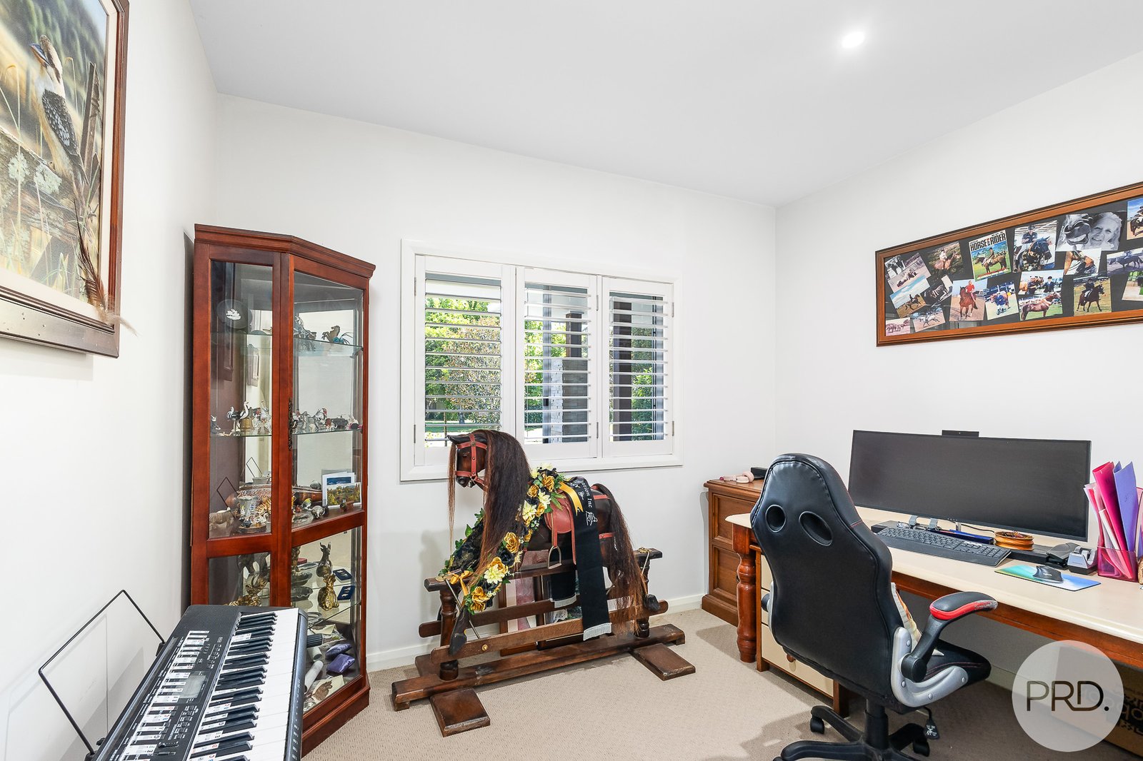 5 Reflections Drive ONE MILE 29