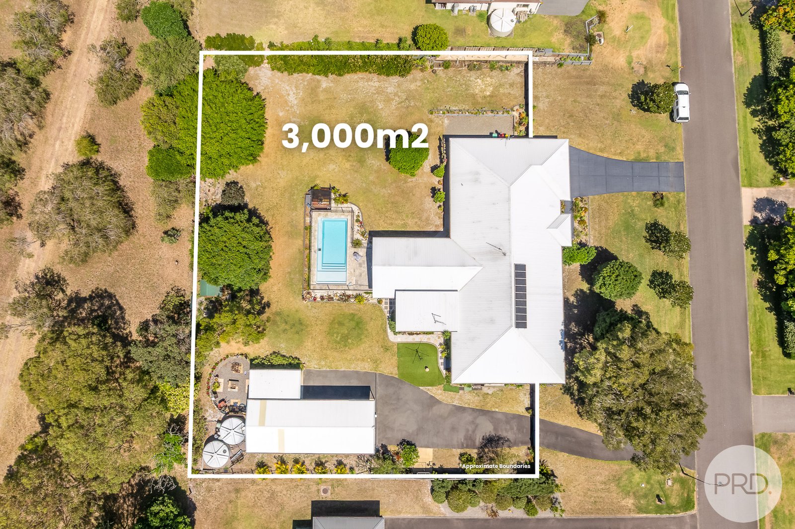 5 Reflections Drive ONE MILE 33