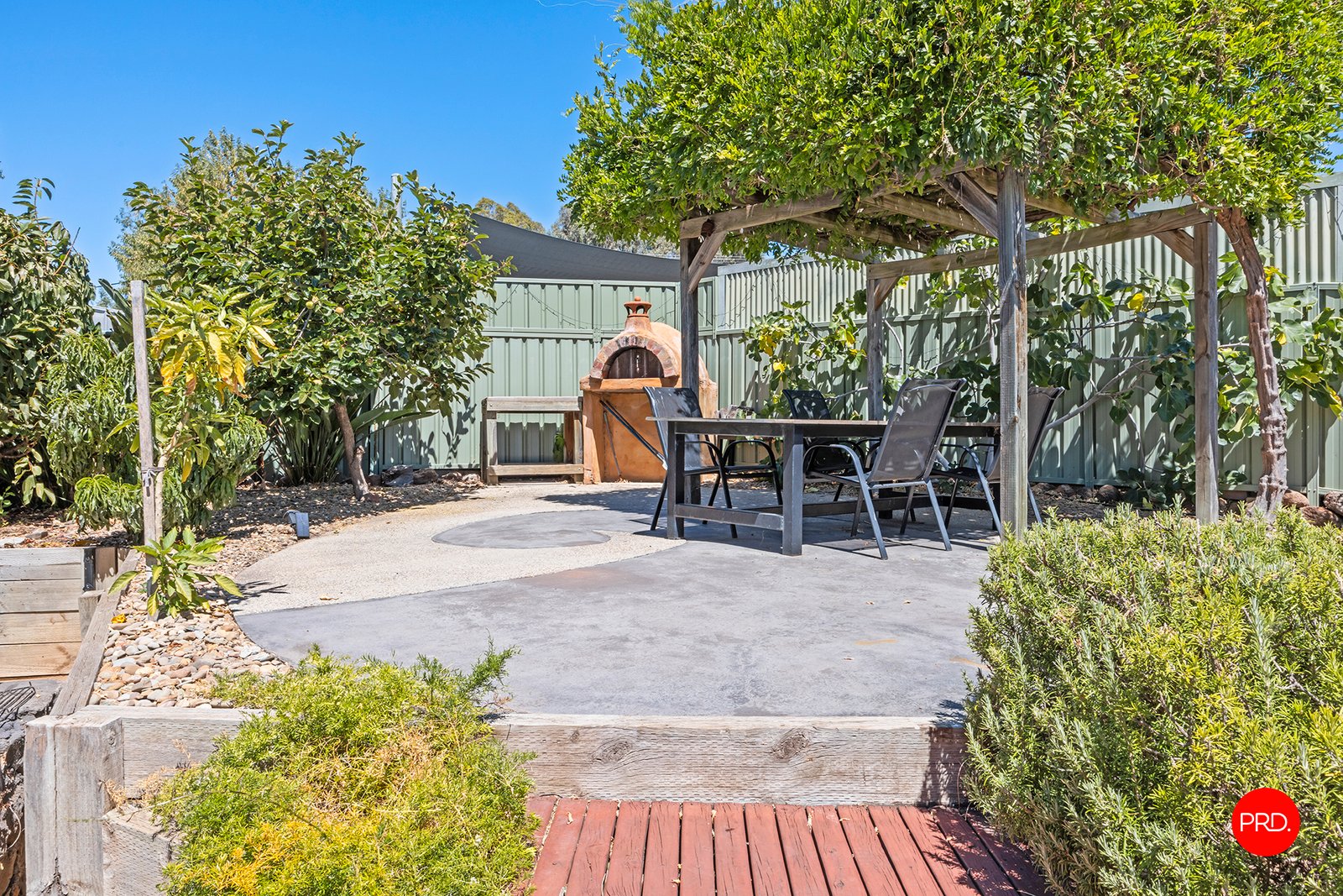 5 Reverie Street LONG GULLY 12