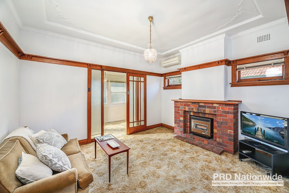 5 Richland Street KINGSGROVE 2