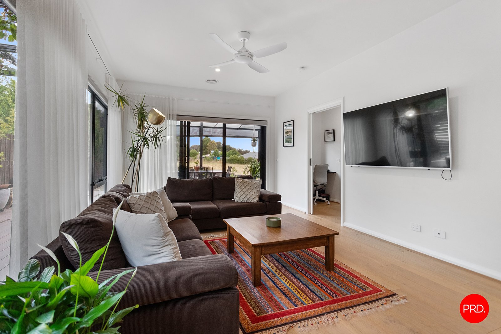 5 Roalies Place CAMPBELLS CREEK 16