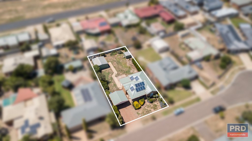 5 Robbins Court EPSOM 12