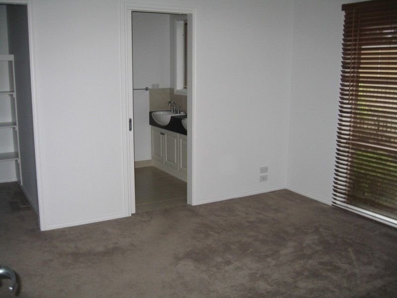 Gallery: 5 Rockbeare Court