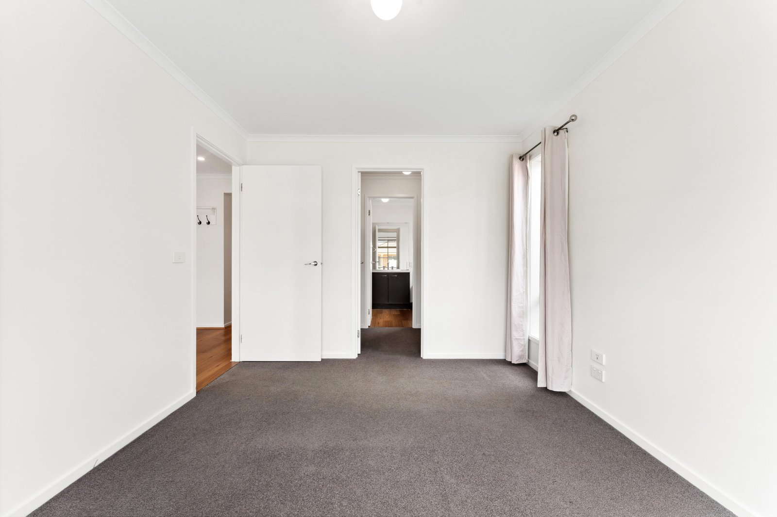 5 Rorey Street DELACOMBE 3