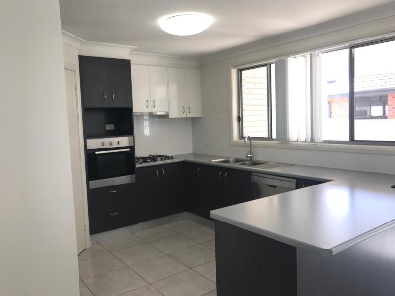 5 Rosehill Place TAMWORTH 2