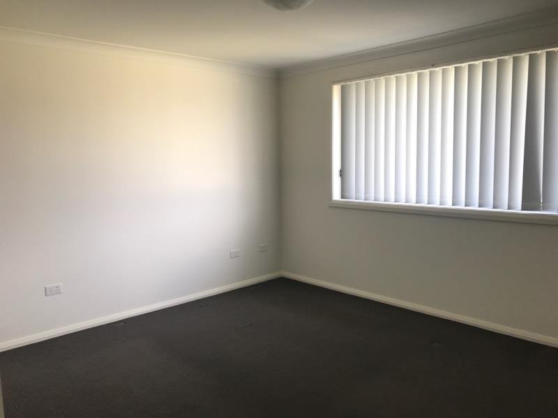 5 Rosehill Place TAMWORTH 6