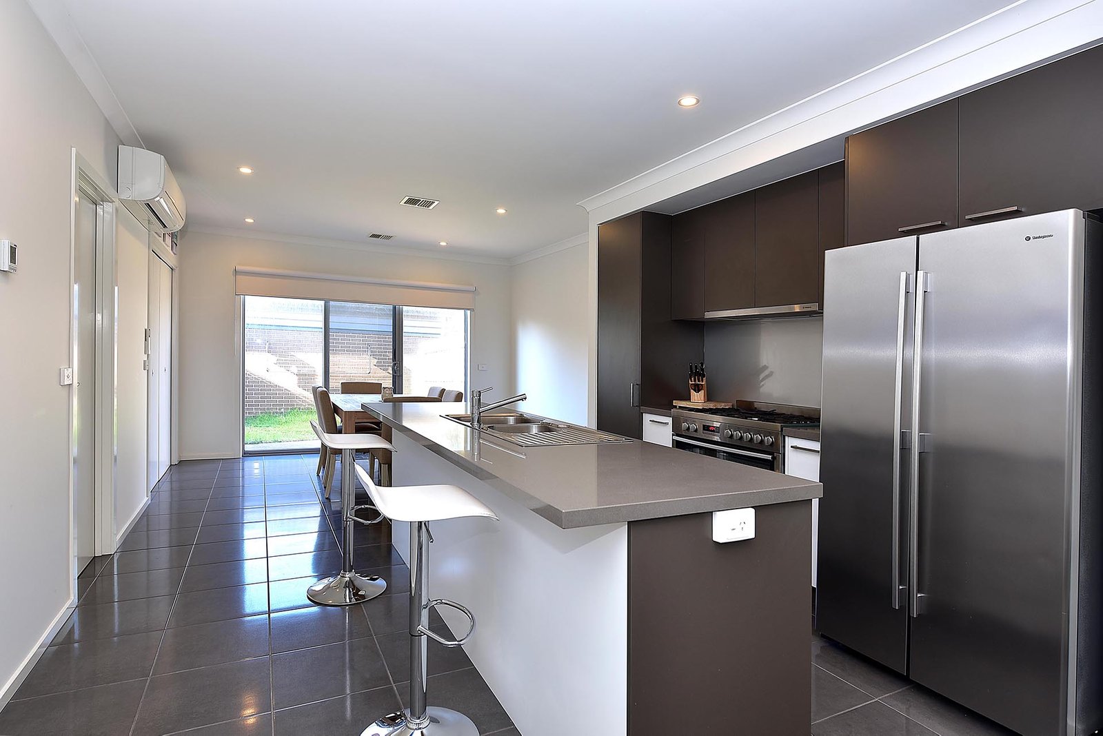 Gallery: 5 Rosette Crescent