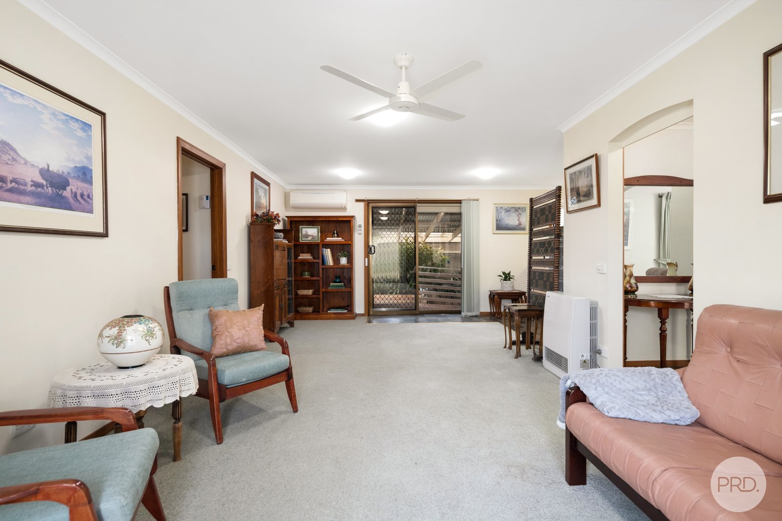 5 Rowan Parade WENDOUREE 2