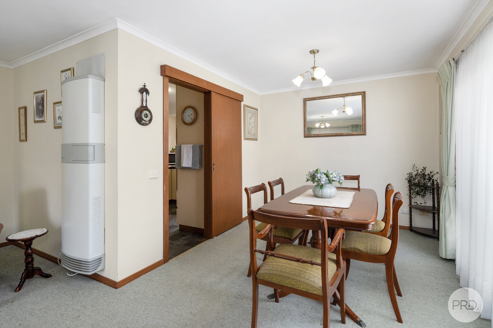 5 Rowan Parade WENDOUREE 4