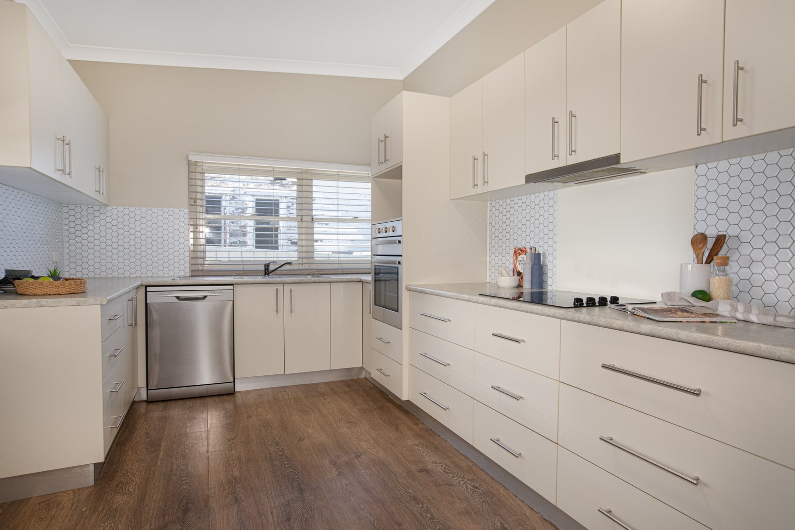 5 Russell Street TELARAH 3