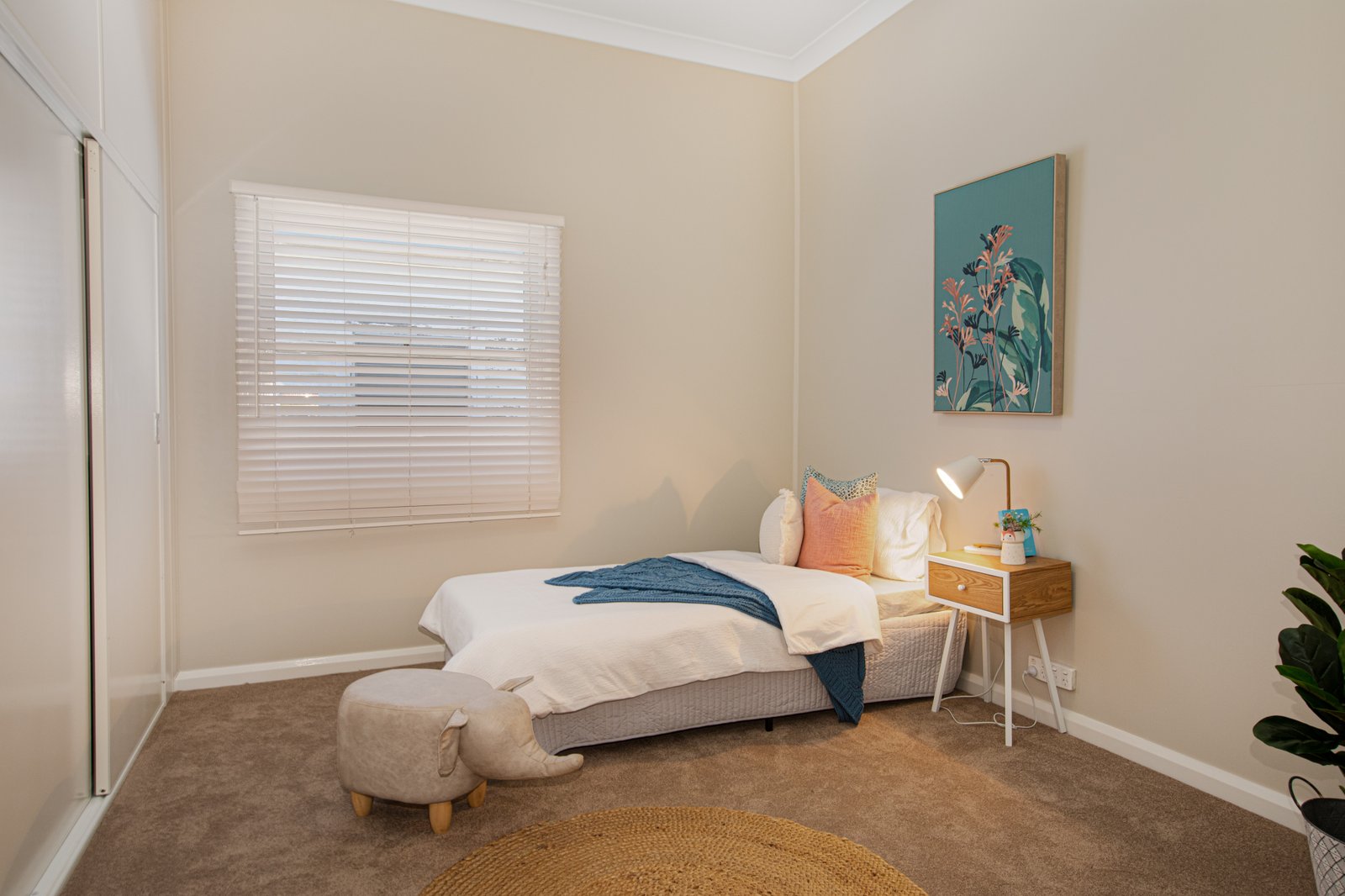 5 Russell Street TELARAH 6