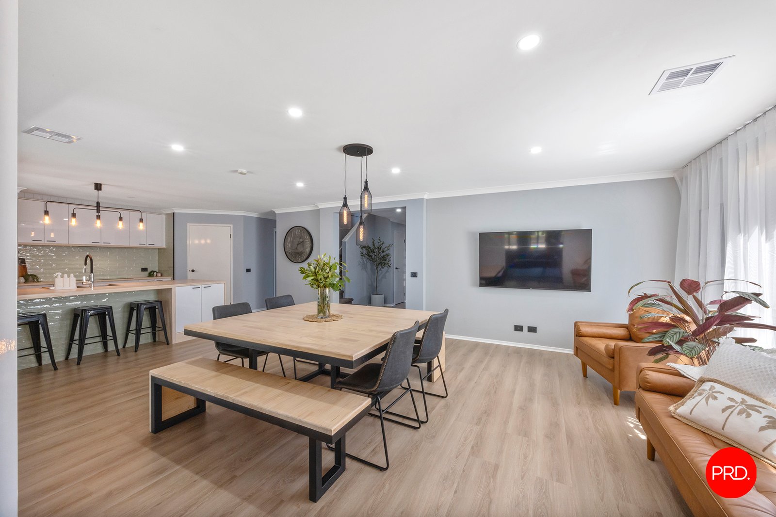 5 Saddle Court MAIDEN GULLY 8