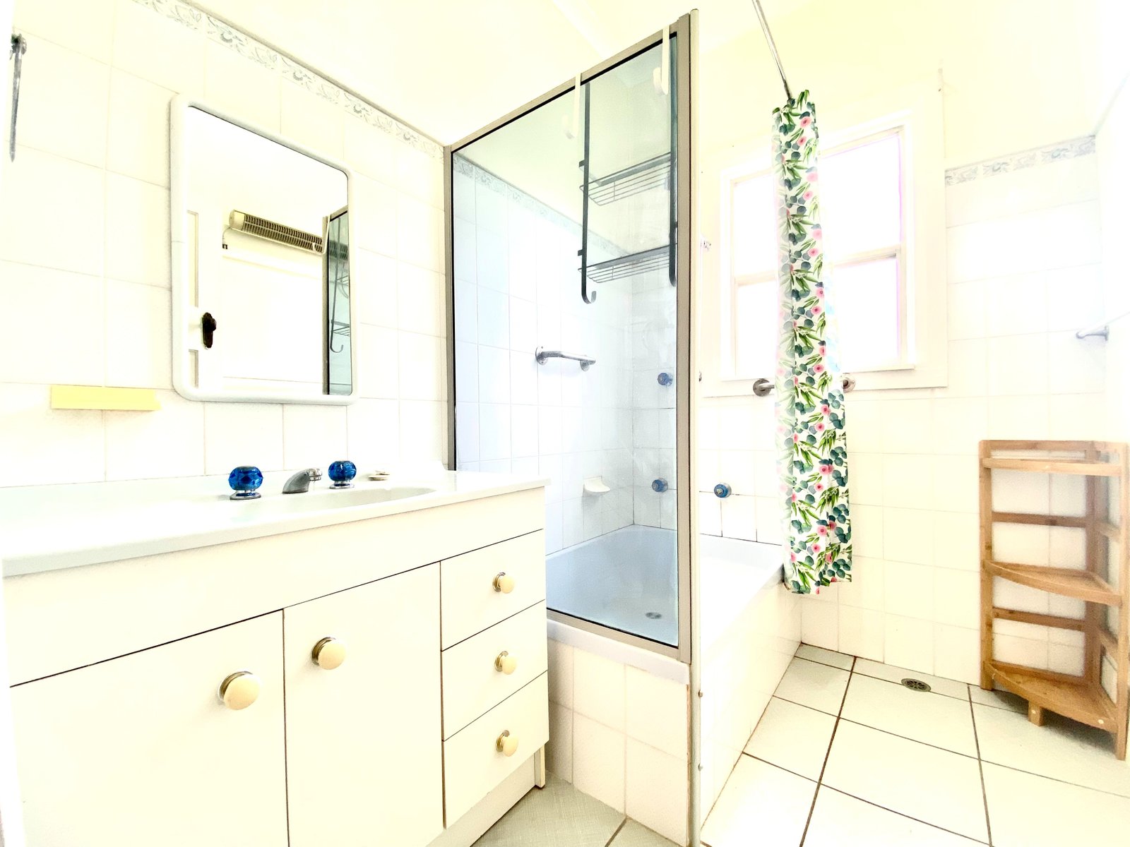 5 Sale Street TAMWORTH DC 7