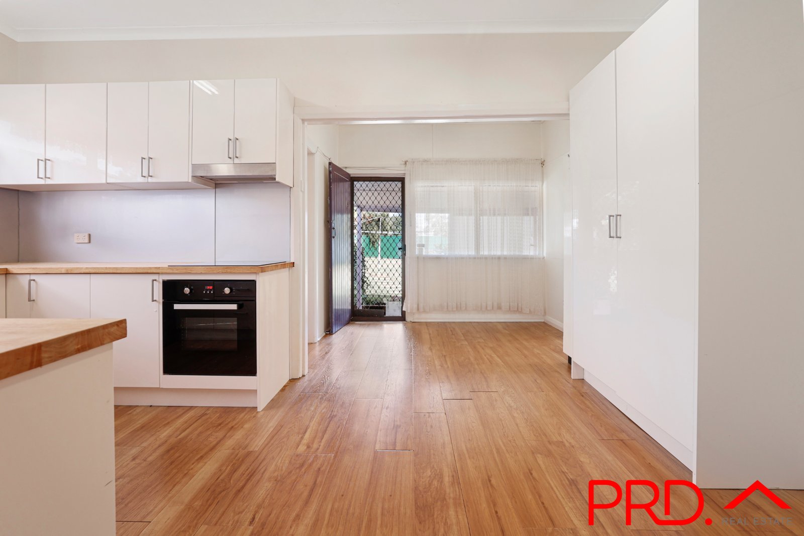 5 Sale Street TAMWORTH 8