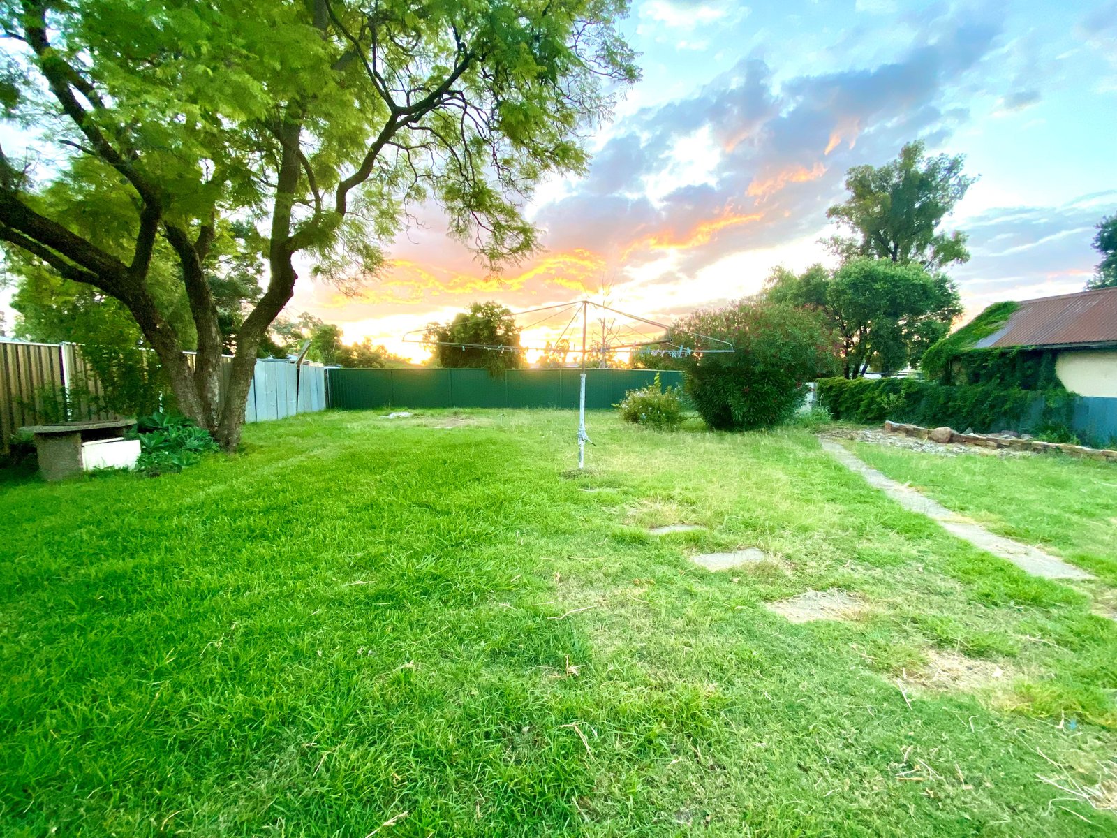 5 Sale Street TAMWORTH 12