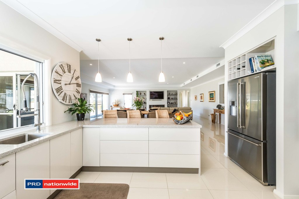 5 Saltbush Avenue ONE MILE 5