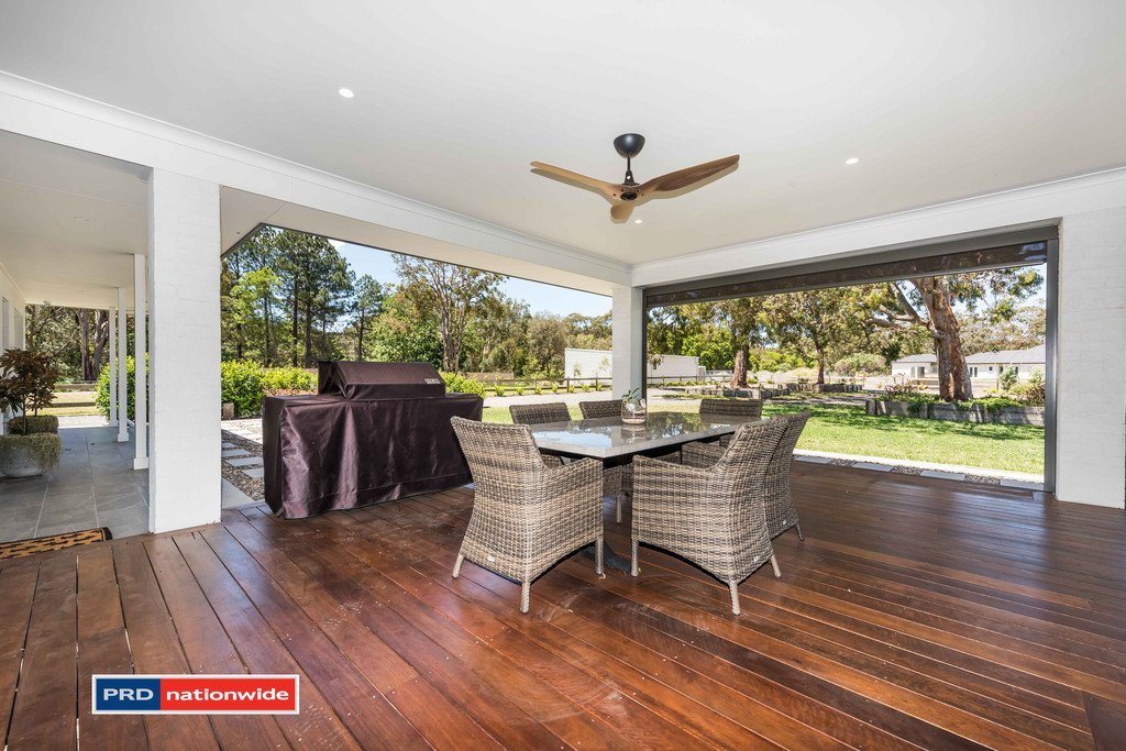 5 Saltbush Avenue ONE MILE 8