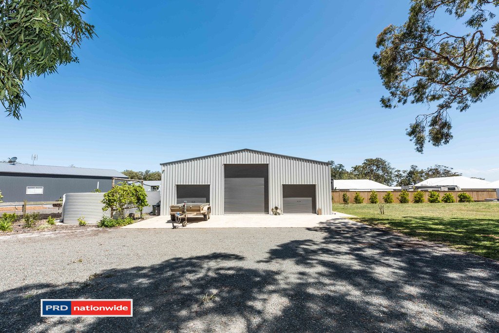 5 Saltbush Avenue ONE MILE 12