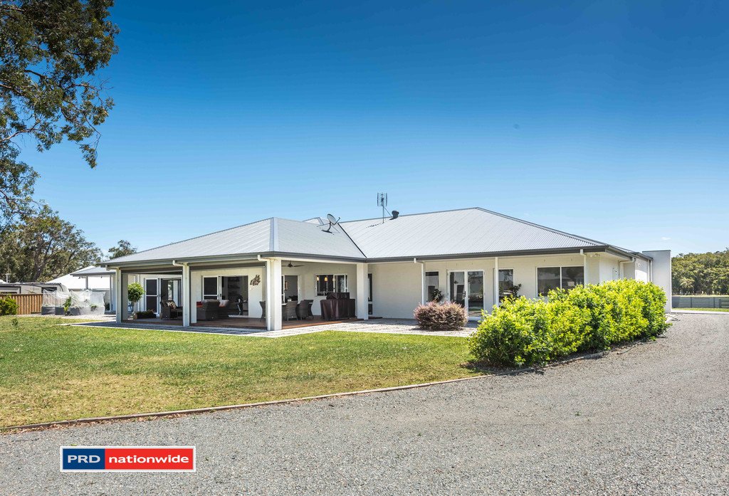 5 Saltbush Avenue ONE MILE 20