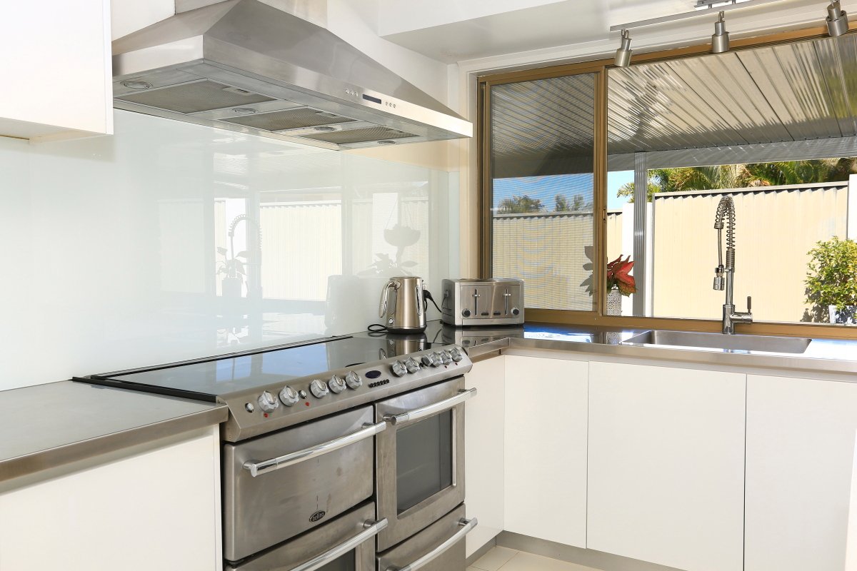 5 San Lorenzo Court ASHMORE 9
