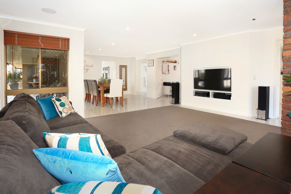 5 San Lorenzo Court ASHMORE 18