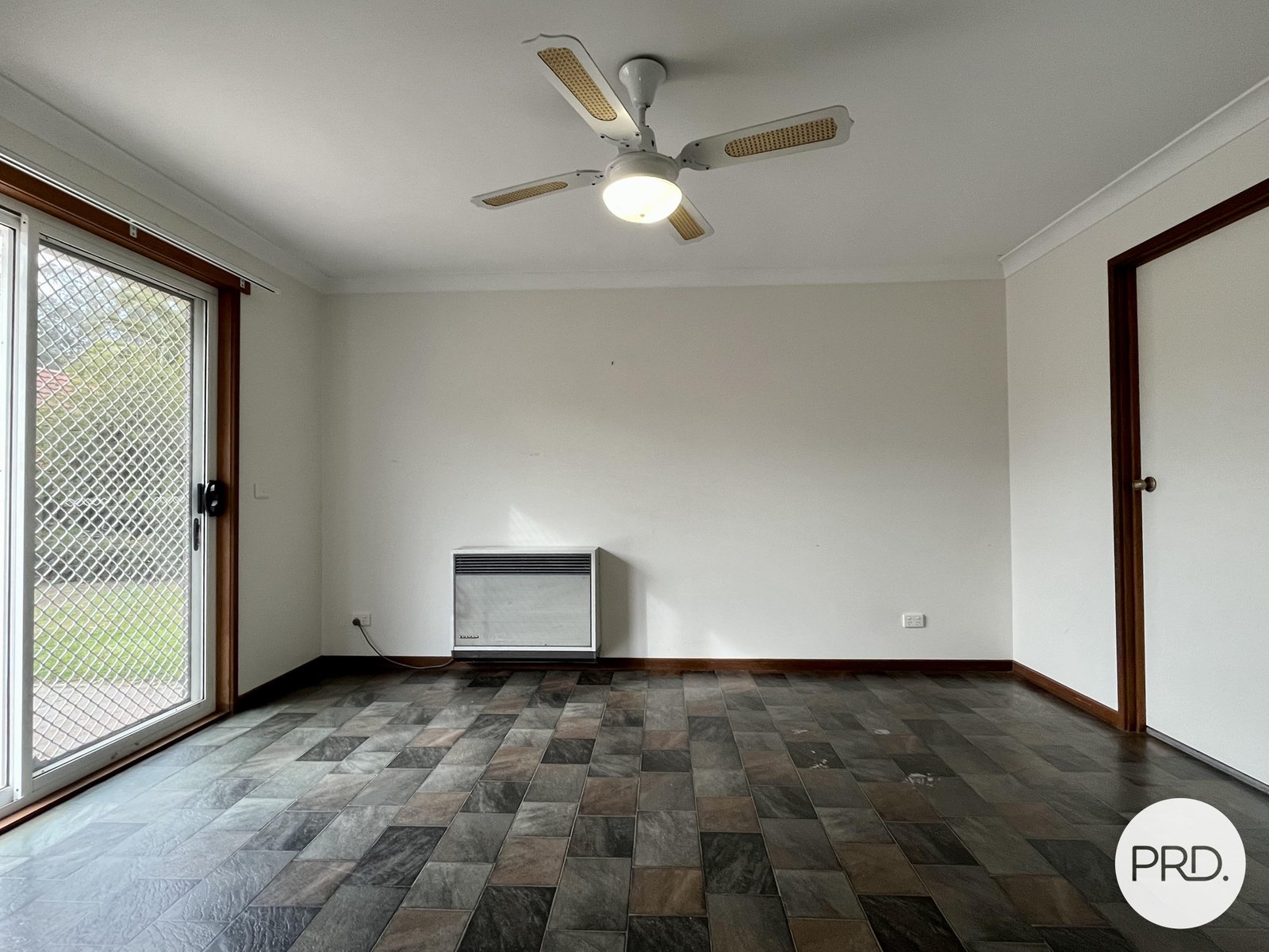 5 Saville Avenue LAVINGTON 4