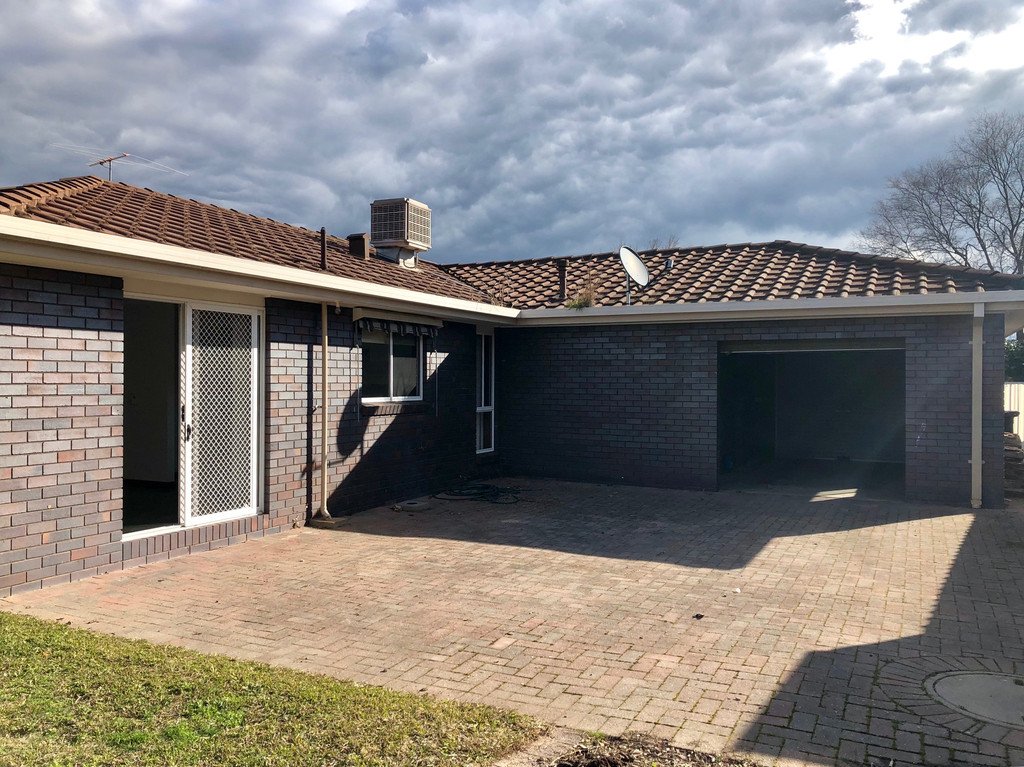 5 Saville Avenue LAVINGTON 10