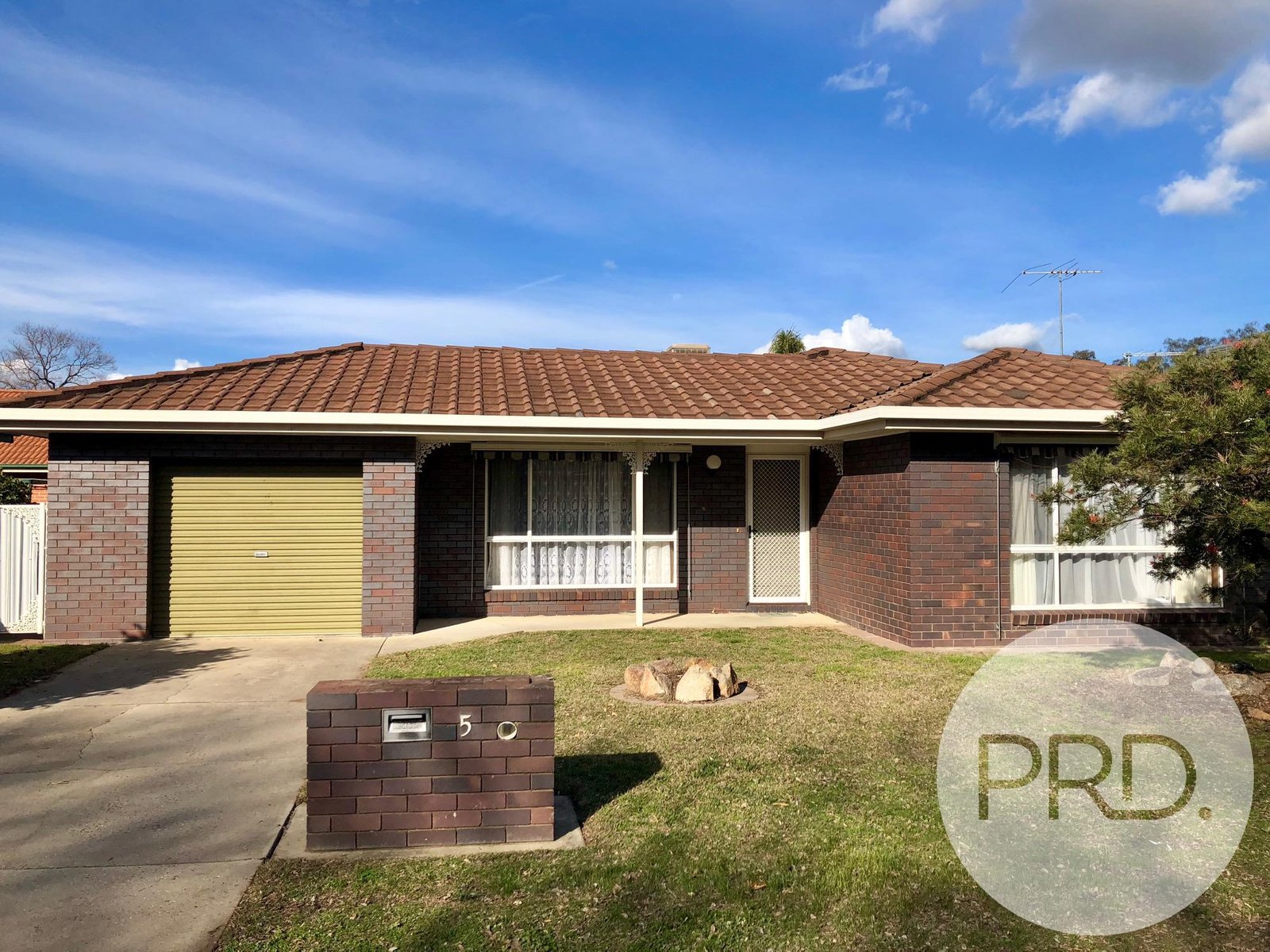 5 Saville Avenue LAVINGTON 1