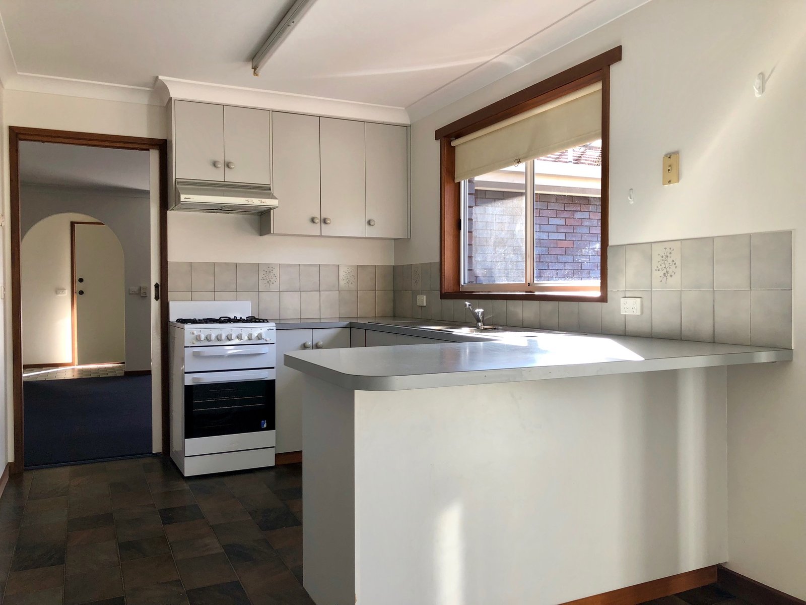 5 Saville Avenue LAVINGTON 5